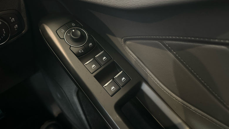 Ford Focus 1.0 EcoBoost Hybrid mHEV 155 ST-Line 5dr Auto Petrol Hatchback